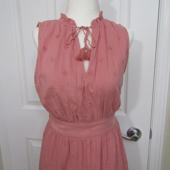 Old navy tie neck maxi dress - Picture 5 of 8